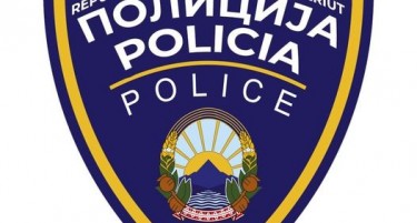 Груби oбјави: Албанскиот јазик официјално и на полициските униформи!
