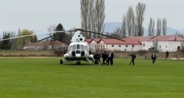 БГНЕС: Кирил Петков дочекан со извици „Татари, гробари“ во Битола