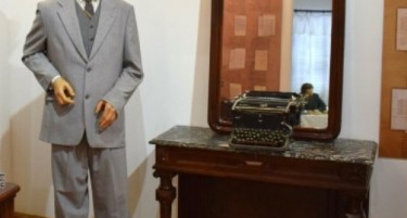 Во Македонија има две восочни фигури на Ванчо Михајлов, втората е во Штип