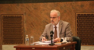 Талат Џафери: Украина ќе добие финансиска, а ако треба и воена помош