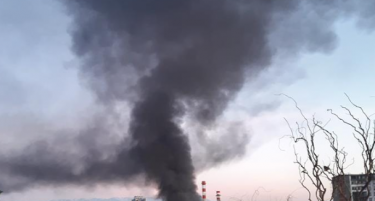 ЦРН ЧАД ГИ РАЗБУДИ СКОПЈАНИ - се запалил магацин со пластичен отпад, интервенирале пожарникари