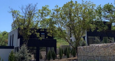 Безгрижно детство - комплекс од 12 куќи - ”We and Nature” во Скопје