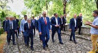 ДА ПРОДОЛЖИМЕ ДА ГО ГРАДИМЕ НОВИОТ ЛИК НА БАЛКАНОТ, БАЛКАН НА 21 ВЕК - Ковачевски на крајот на самитот