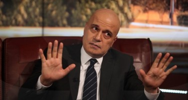 Василев: За да украде некои средства од некои фирми, Трифонов повлече министри, a Maкедонија е измислена причина