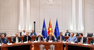 Ковачевски порача дека изборите нема да ги решат проблемите