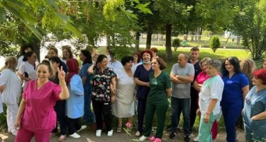 ССМ ДО ПОНЕДЕЛНИК НЕМА ДА ШТРАЈКУВА, ТУКУ ЌЕ ПОМАГА ВО ПОГОДЕНИТЕ РЕГИОНИ - синдикалците се веќе на терен