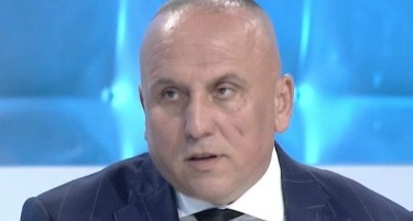 ПОЗНАТ БЕЗБЕДНОСЕН ЕКСПЕРТ ОД АЛБАНИЈА - со Македонија сите се мајтапат, ја направивме салата, ова е неправедно