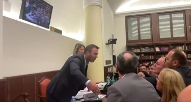 СДСМ:  Милошоски за кого има веќе неколку предмети, е главен иницијатор на тензиите во Собранието