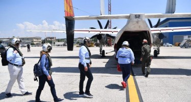 Премиерот Ковачевски одлета на американски носач на авиони