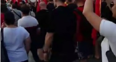 ДЕМОНСТРАНТИТЕ ПОРАЧАА: Бугарин Османи оди си од тука