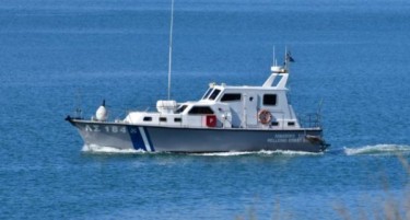 ПОТРАГАТА ПО ТРЕТИОТ ИСЧЕЗНАТ ПРОДОЛЖУВА, крајбрежните пловила трагаат по 28 годишниот Македонец