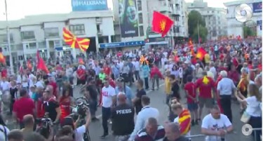 „Ултиматум - не, благодарам“ - граѓаните осми ден протестираат