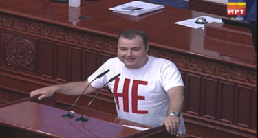 Пренџов: Дете од мајка ќе продадете за да седите во фотелјите