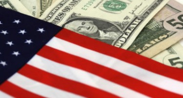 Си-Ен-Ен: Американците сметаат дека економијата закрепнува, но инфлацијата се уште ги загрижува