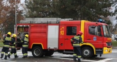 Пожар во стан во Мичурин, интервенира противпожарната служба