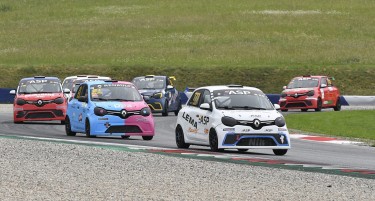 Нов тркачки викенд на Twingo Cup на Гробник со рекорден број возачи
