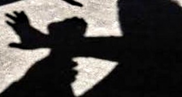 ДВАЈЦА СКОПЈАНИ БИЛЕ НАТЕПАНИ ПРЕД ЛОКАЛ ВО АЕРОДРОМ - напаѓачи биле неколку лица