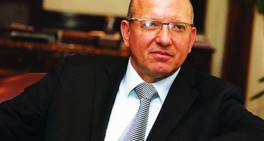 АЗЕСКИ СО СОЧУВСТВО ДО ФАМИЛИЈАТА ПАЛИГОРА