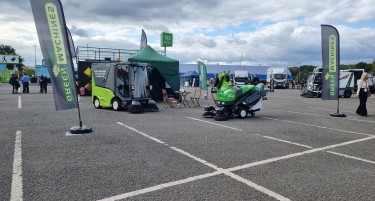 „Грин Машинс“ со успешна презентација на саемот во Бирмингем – над 30 британски општини изразија интерес за возилата произведени во Велес