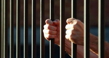 143 Македонци во затвор поради Ковид-19