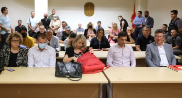 ТРОЈЦАТА ОБВИНЕТИ ЗА УБИСТВОТО НА ДЕНИС ТОТ ЗНАЕЛЕ ШТО ПРАВАТ - психијатрите најдоа дека Лековска, Георгиевски и Костовски биле психички здрави за време на убиството