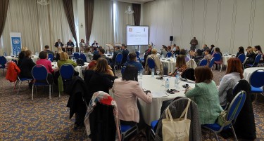 Борба против корупцијата преку поттикнување отчетност, интегритет и транспарентност