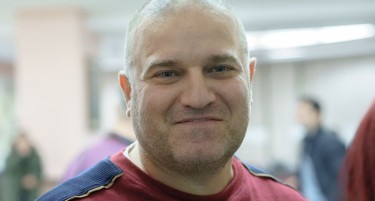 (ФОТО) Претепан контроверзниот новинар Зоран Божиновски