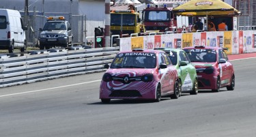 Twingo Cup викендов се вози на патеката Монца во Италија