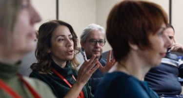 Повик до новинари за учество на обуки и дискусии за известување за евроинтегративниот процес