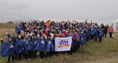 „Пошумуваме заедно за позелено утре“: dm дрогерие маркт заедно со своите вработени, волонтери и институционални партнери засадија нови 10 хектари земја