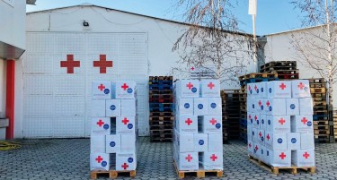 НЛБ Банка донираше пакети со храна за 700 стари и изнемоштени лица кои живеат во рурални подрачја