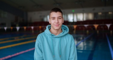 ВИДЕО: 14-годишниот пливач со 5 национални рекорди Димитар Бошнаков за својата мотивирачка приказна