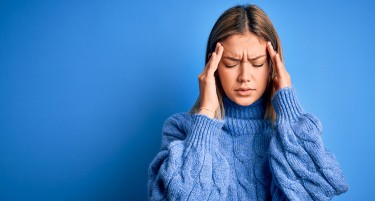 Кога главоболката е опасна? - Симптоми што укажуваат дека треба да посетите невролог