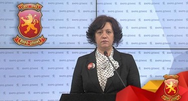 Апасиев тврди дека Ковачевски навредил пратеничка дека е „грда“, таа бара извинување