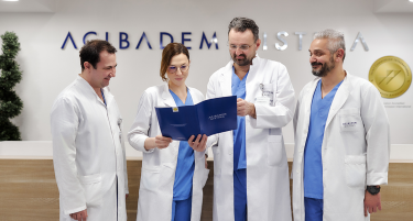 Одделот за урологија во „Аџибадем Систина“ е на ниво на големите светски центри – посета на уролозите д-р Наталија Гарцка и д-р Акилас Котурис