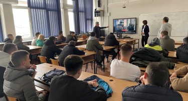 Макстил го едуцира младиот стручен кадар на тема безбедност  и здравје при работа