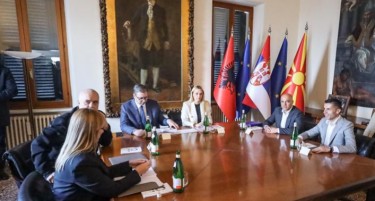 Ковачевски, Вучиќ и Рама ќе промовираат вина во Италија