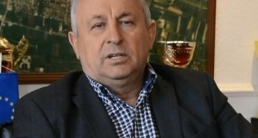 „Оцрнувањето“ на струшкиот градоначалник Рамиз Мерко ги раздрма обвинителите, контроли во струшкото и Вишото Обвинителство во Битола