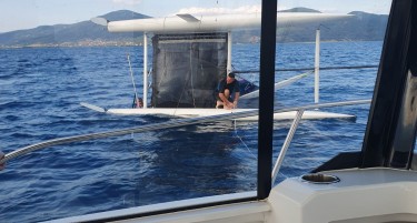 Спасени се три лица чија едрилица се превртела во водите на Охридското Езеро