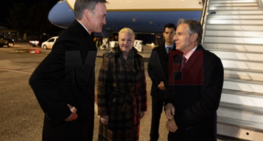 БЛИНКЕН И ЛАВРОВ СЕ РАЗМИНАА: Американскиот државен секретар синоќа замина за Израел