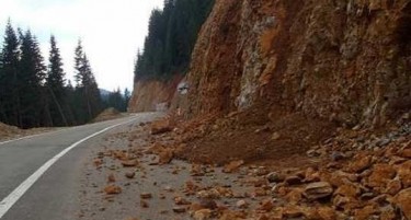 Каде има одрони по обилните дождови?