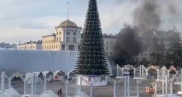 (ВИДЕО) СЕ ПОЈАВИ СНИМКА: Ова е моментот кога украински проектил го погодил божиќниот базар во Белгород