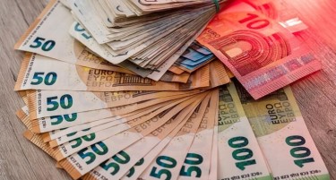 МАРТ ЌЕ БИДЕ ЕДЕН НАВИСТИНА ТЕЖОК МЕСЕЦ - државата на домашните кредитори треба да им врати 112 милиони евра