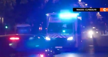 Париз: Маж застрелал двајца полицајци откако им го украл пиштолот од полициска станица