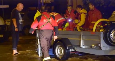 ПОТРАГА ВО ИТАЛИЈА: Баба и бебе исчезнаа во поплавите