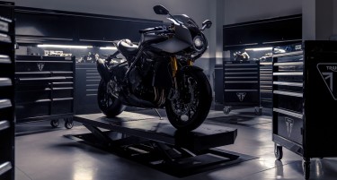 BREITLING X TRIUMPH  СОЈУЗ НА ПРЕЦИЗНО ИНЖЕНЕРСТВО И СТИЛ