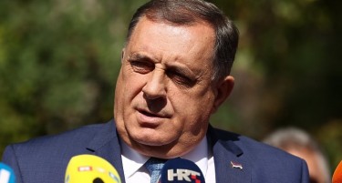 ИСТОЧНО САРАЕВО: СИПА се обиде да го приведе Додик, но полицијата на Република Српска ги спречи