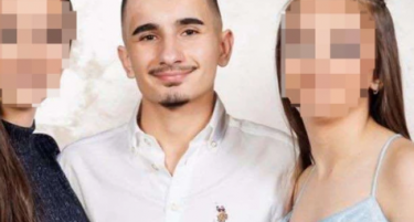 КОЛЕГИТЕ ОД ЕКОНОМСКИОТ ФАКУЛТЕТ ВО КРАГУЕВАЦ СЕ ПРОСТИЈА ОД МОМЧЕТО - почина заедно со таткото, бабата и дедото при листење на септичка јама