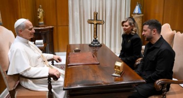 Новиот папа го прими Зеленски на денот на инаугурацијата