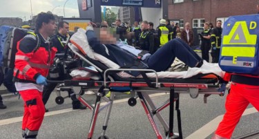 (ВИДЕО) НАПАД ВО ГЕРМАНИЈА: Жена со нож избоде 12 луѓе